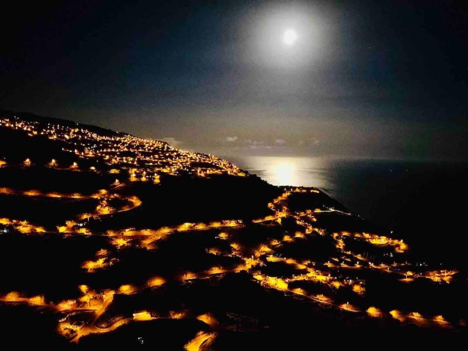 Mar A Vista By Your Madeira Rentals Ponta do Sol  Exterior photo